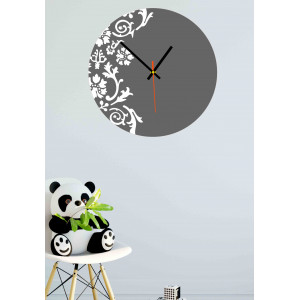 Modern wall clock made of plastic. Own production, X-momo