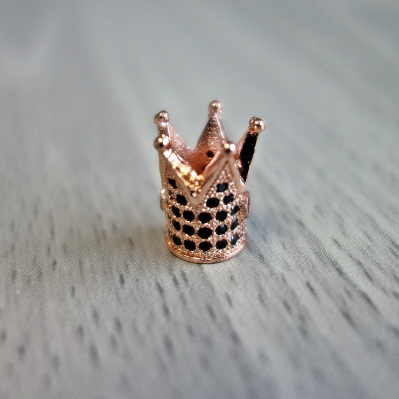 Metal crown with black zircons - silver